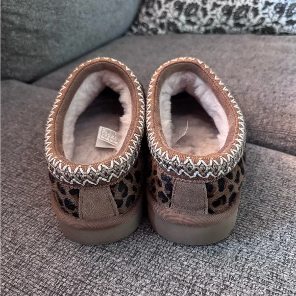 UGG Tan and Black Animal Print Slippers - Picture 5 of 5
